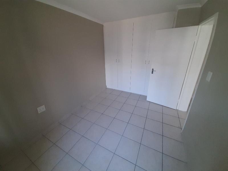 To Let 2 Bedroom Property for Rent in Burgundy Estate Western Cape